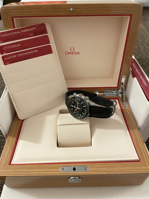 Omega Speedmaster Racing 9900