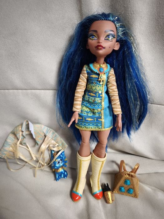 Rainbow High, Monster high g1, G3, Ever After dolls