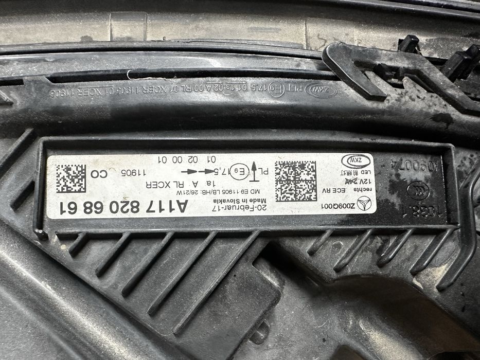 Far dreapta bi xenon led mercedes cla w117.cod:A1178206801.