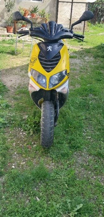 Vând cross și scuter