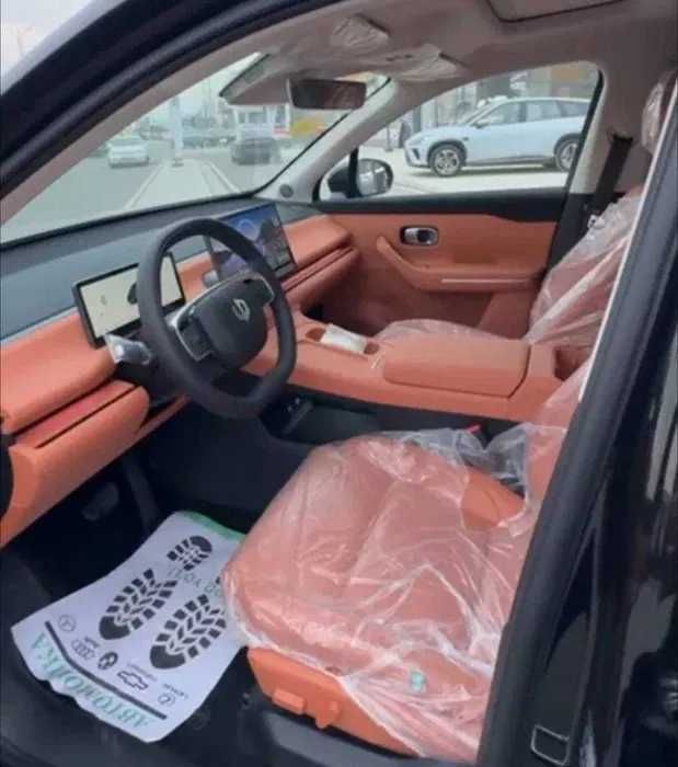 Leapmotor C16 hamma turlari mavjud ulgirib qoling