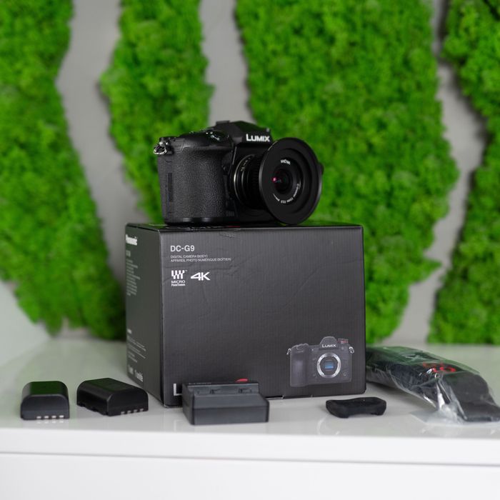 Camera video Lumix G9 + Obietiv Laowa 7,5 mm