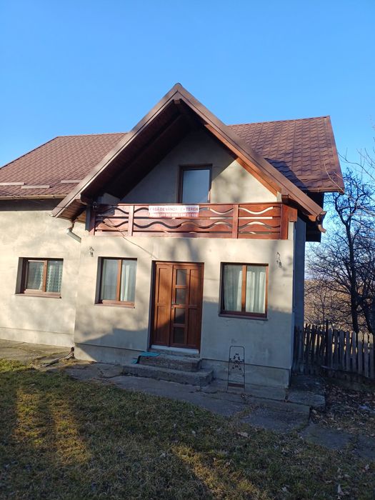 Proprietate 7400 mp, Mazanaesti(Suceava),casă renovata partial