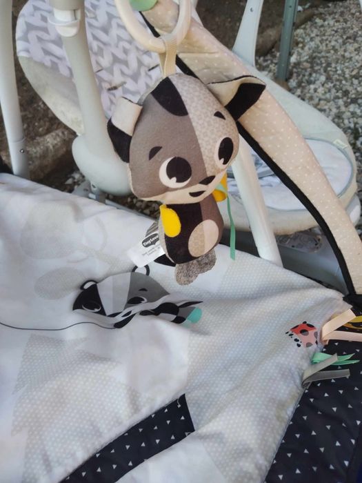 Активна гимнастика, бебешка люлка и ваничка за къпане