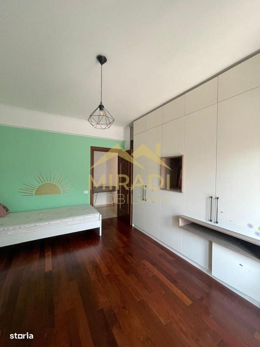 Vanzari Apartamente 3 Camere