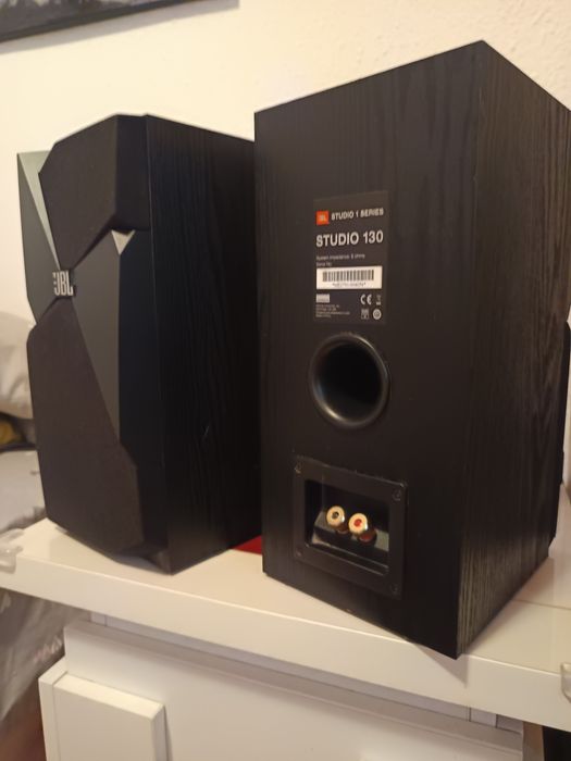 Boxe de raft bookshelf  jbl studio 130 absolut impacabile