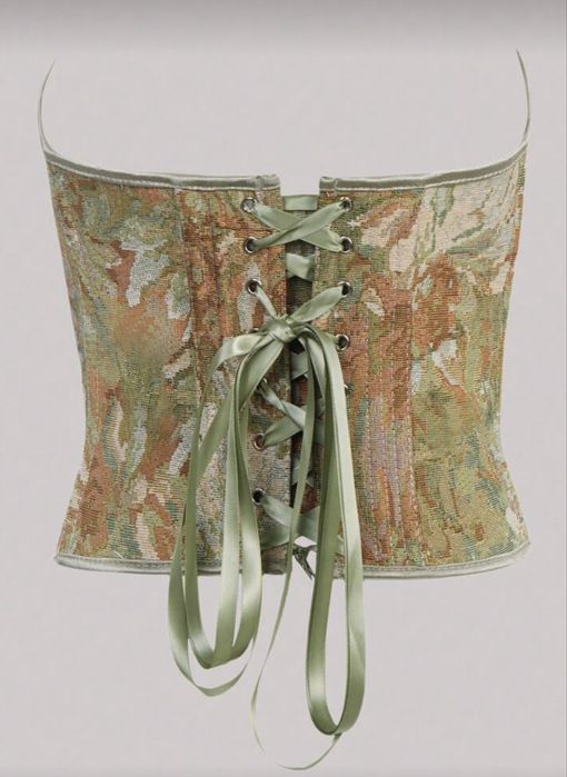 Красив корсет с връзки