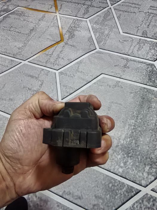 Запчасти Ауди датчик холостого хода