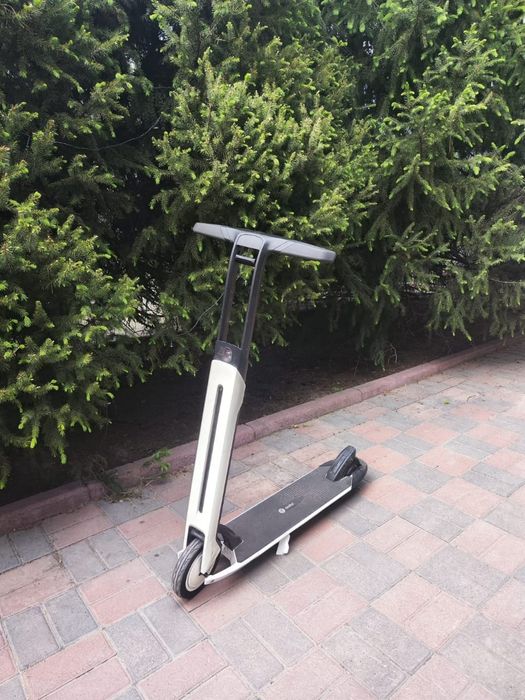 Продам электросамокат