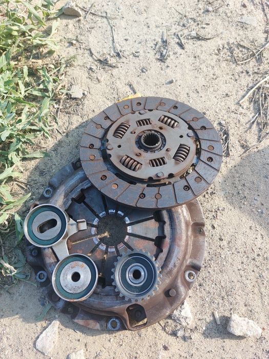 запчасти Мазда323