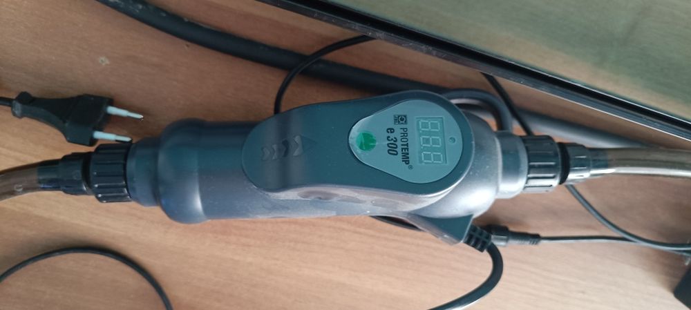 Set aparate JBL pentru acvariu.