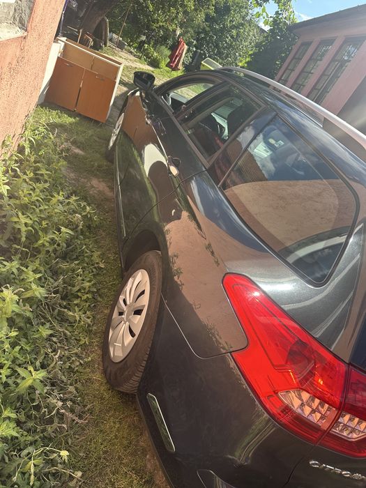 Vand sau schimb citroen c5 2009