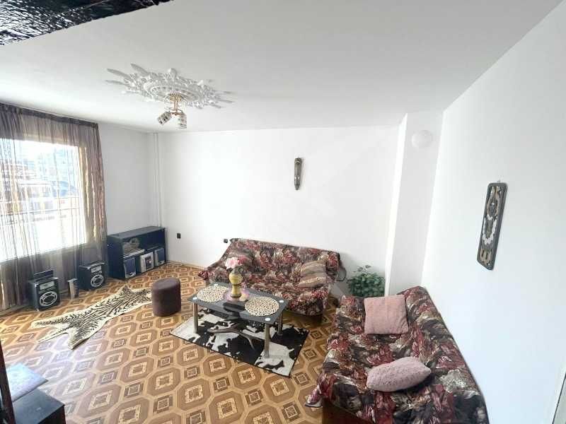 Продава се Многостаен апартамент в Бургас, Възраждане - 100 кв.м за 1097 €/кв.м - Снимка #7