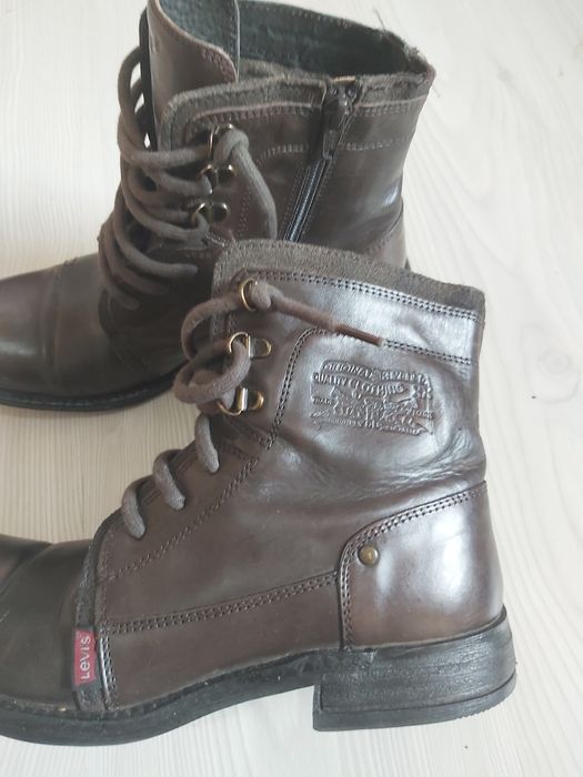 Ghete Levis piele barbati mărimea 39-40