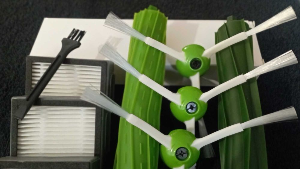 Части и аксесоари за робот прахосмукачка IRobot  серия "E" и  "I"