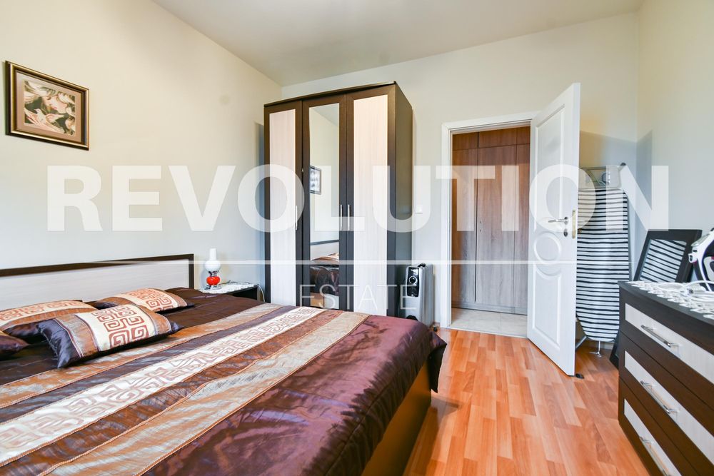 Дава се под наем Двустаен апартамент в София, Гоце Делчев - 65 кв.м за 700 € - Снимка #1