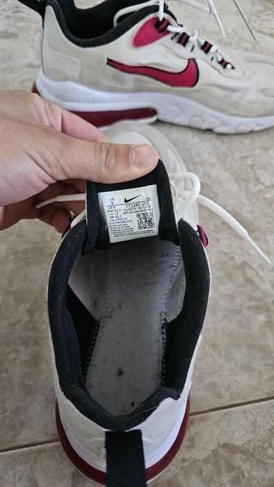 Adidași Nike 270 react