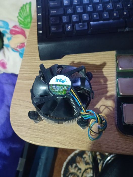 Intel core pentium / celor cooler