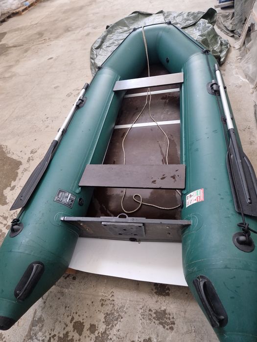 Barca gonflabila  3.30m ,cu chila gonflabila