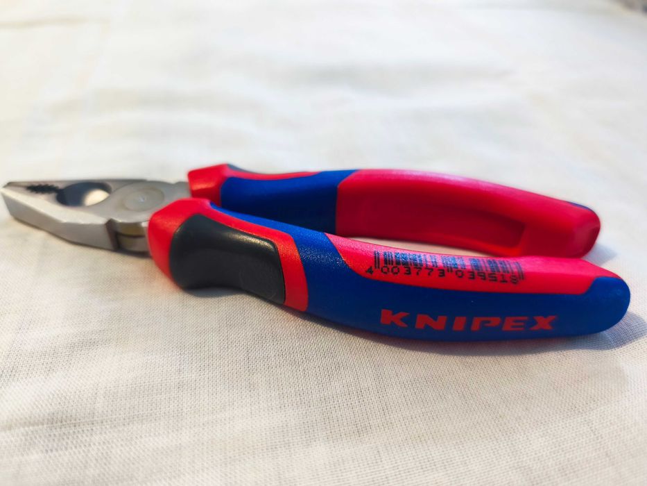 Cleste combinat/patent Knipex cromat cu maner multicomponent 160 mm