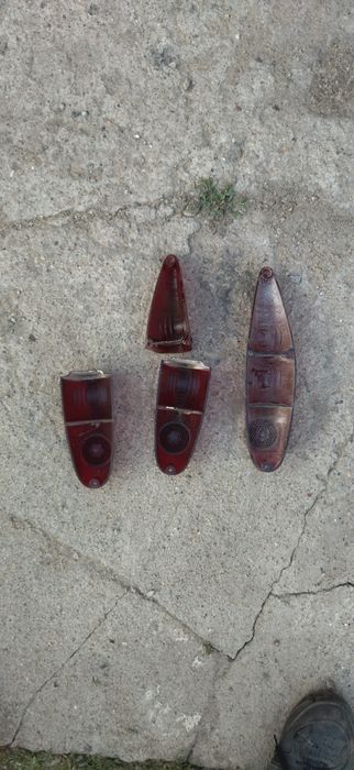 Продам поваротники от Москвича.