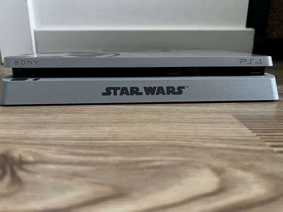 Sony PS4 Slim  1 TB Limited Edition Star Wars