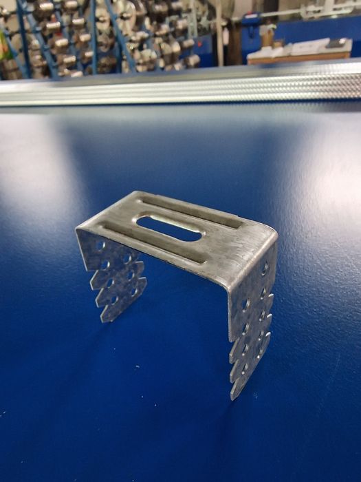 Bride profile rigips 0,25 lei/buc.