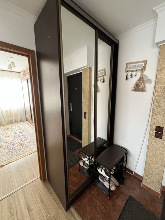 Шкаф прихожая, вместительный 120/250/60