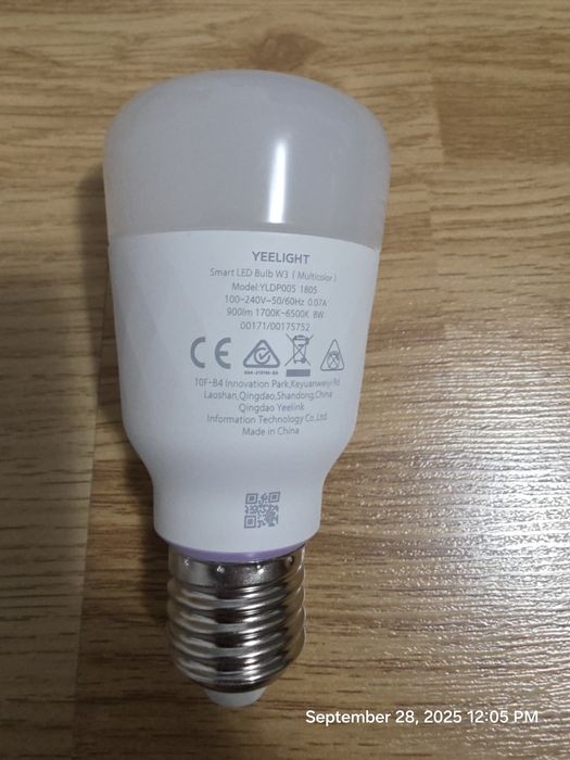 Set 8 becuri smart Yeelight Wi-Fi – RGB + White