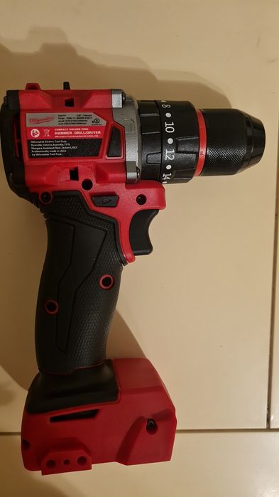 Bormasina milwaukee 18v