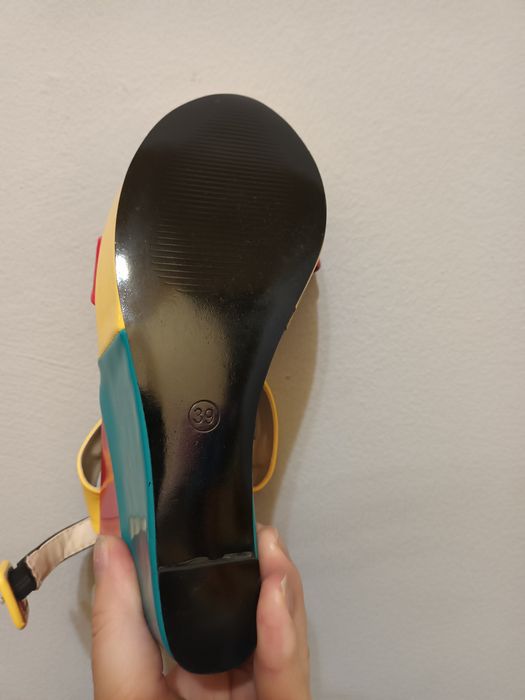 Летни шарени боти