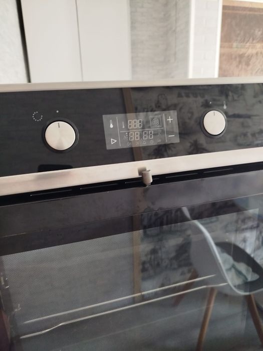 Продам духовой шкаф