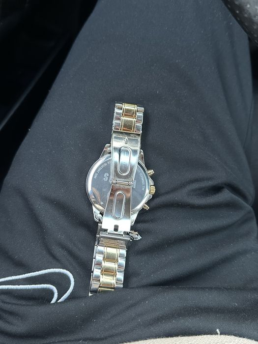 Versace  versus ceas pentru barbati