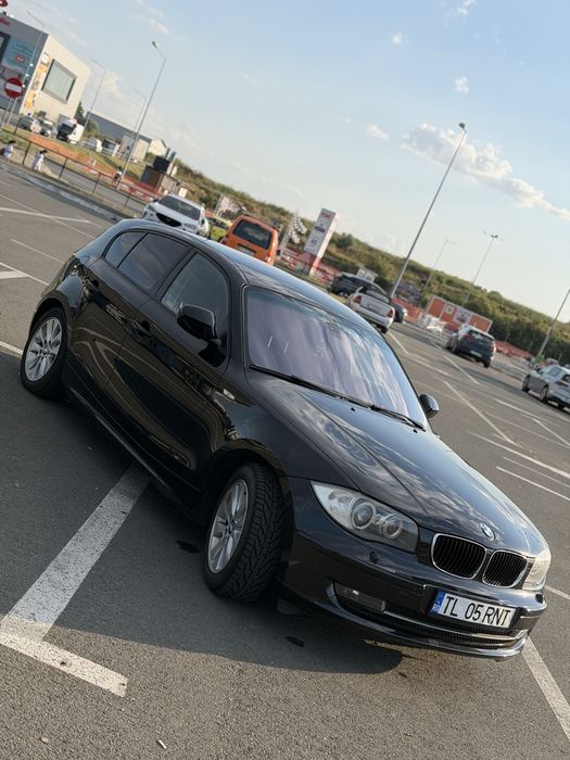 BMW 1 Series 2011 — imagine 2