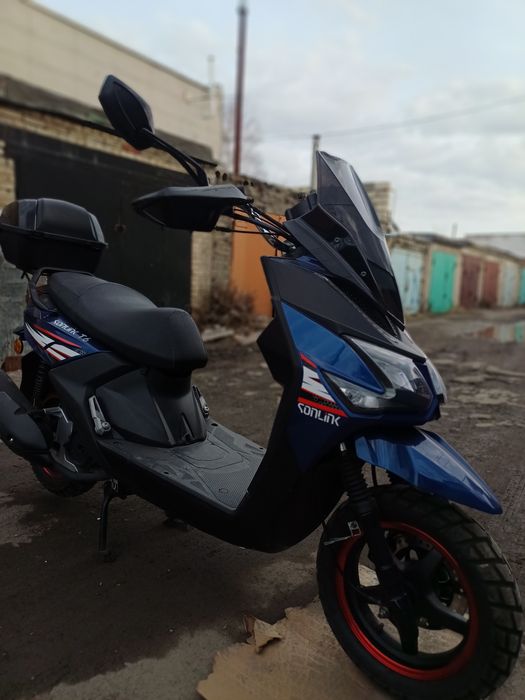Продам скутер новый
