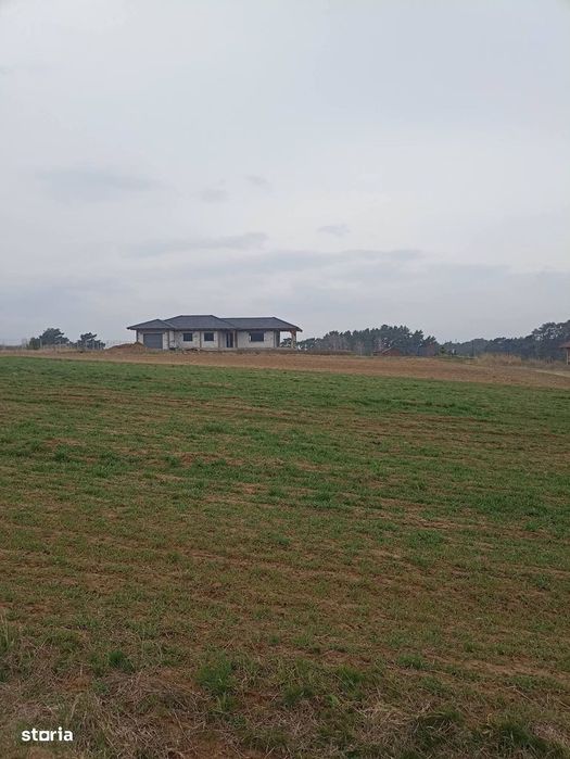 De vânzare teren intravilan în Lacul Reci