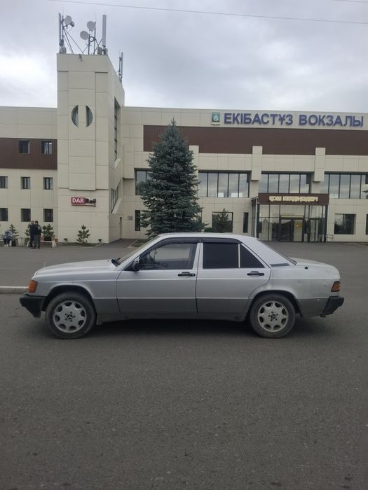 Продам мерседес 190