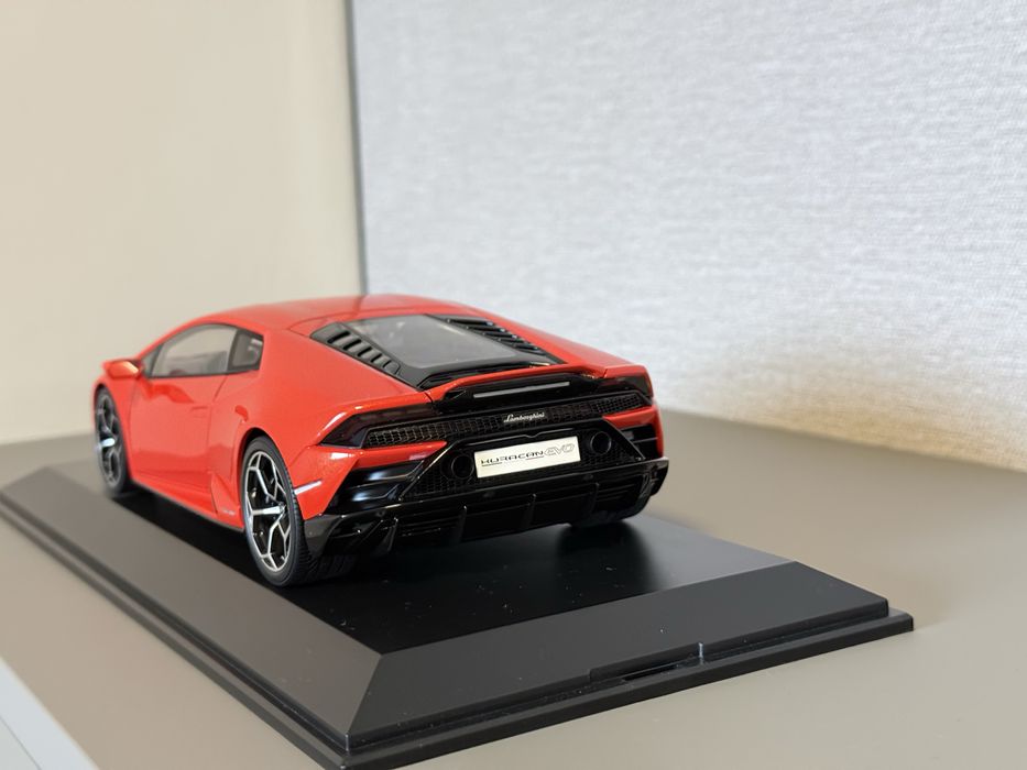 Колекционерски автомобил 1:18 Lamborghini Huracan EVO