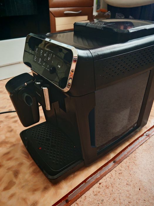 Продается кофемашина капучинатор