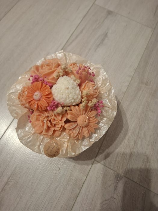 Buchete de flori din ceara de soia, parfumate  !
