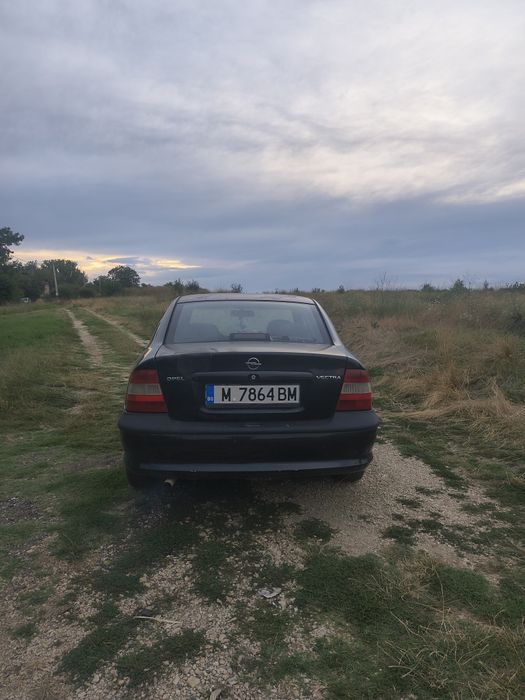 Опел вектра б 1.6