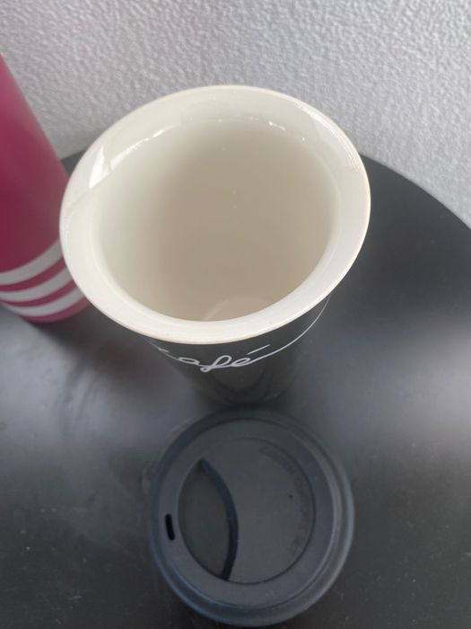 bidon apa Adidas, 500ml, roz si cana cafea negru, nou, 30lei/buc