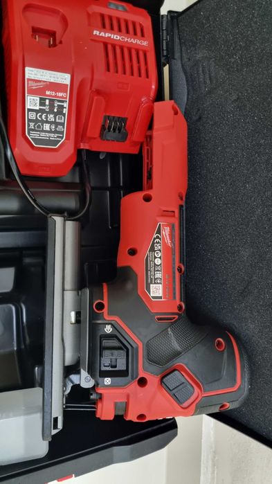 Pendular Milwaukee M18