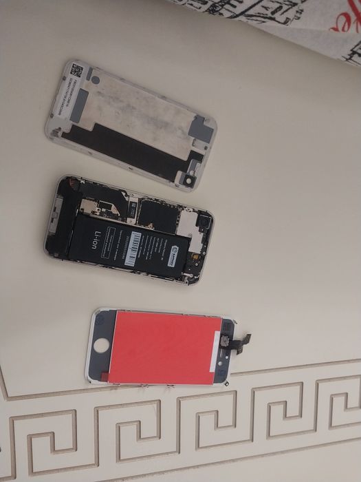 IPhone 4s сатылады