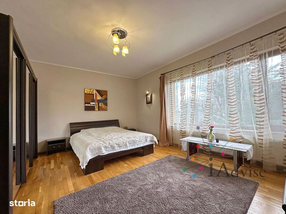 Vilă spațioasă în Hălchiu, teren 1.500 mp – facilități premium