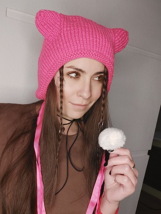 Чепчик с ушками в авторском исполнении.