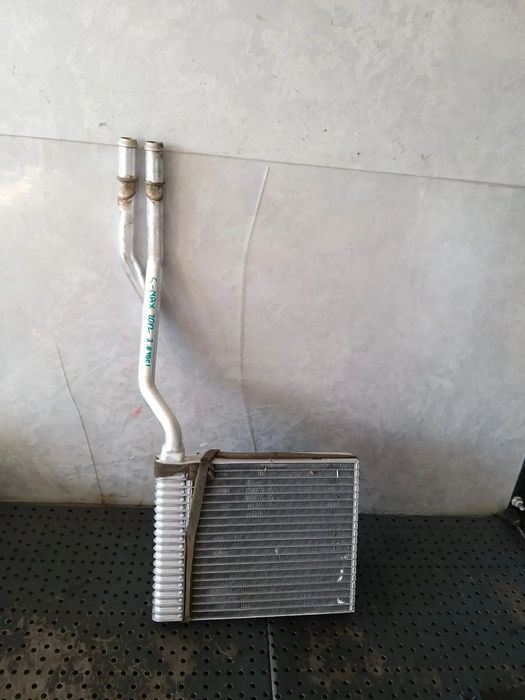 Radiator calorifer apa bord ford s max wa6 vp6g9h18476ab