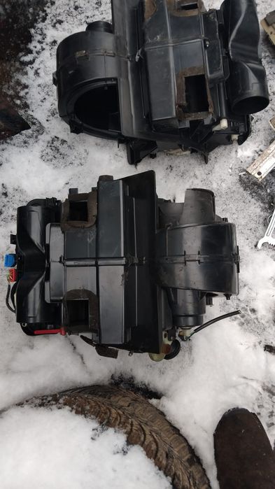 Корпус печки радиатор печки моторчик печки