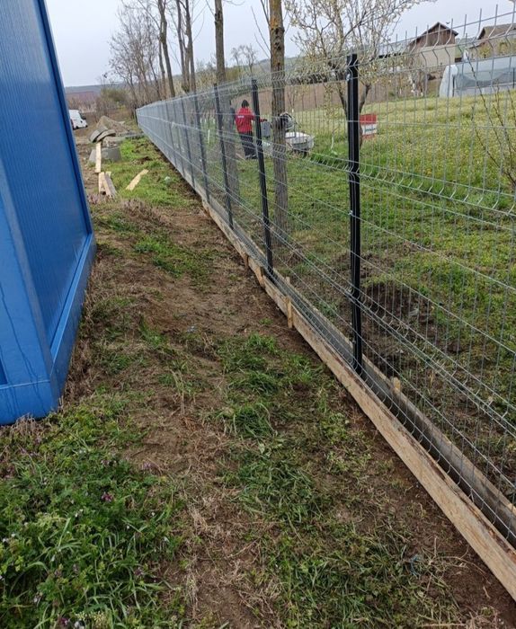 Meșter la garduri cu experiență în domeniul de peste 15 ani în constru