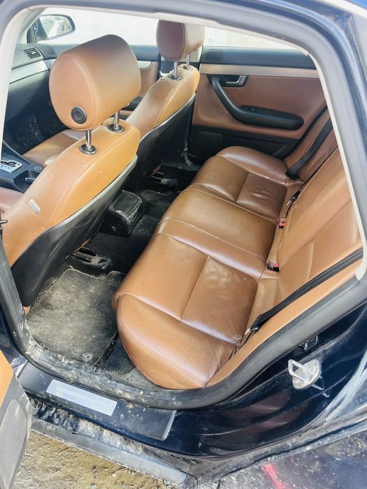 Vând Audi a4 b7 ( CUTIE DEFECTA )